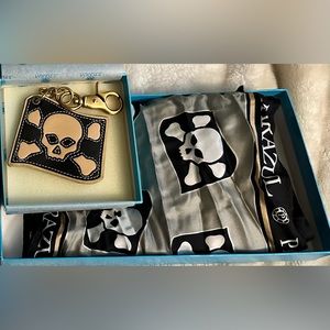 Parazul Pirate purse charm and scarf set